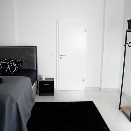 Ferienwohnung Hills Дуйсбург Екстериор снимка